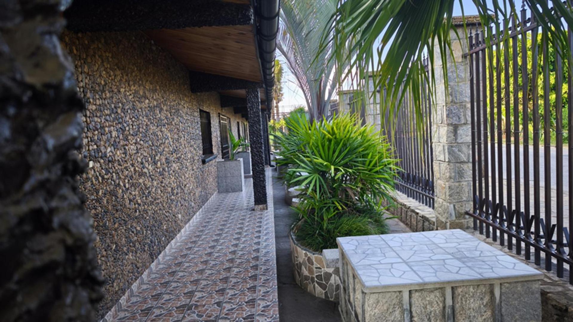 Hotel Restaurant Le Miamiam Glouglou Ambositra Eksteriør bilde